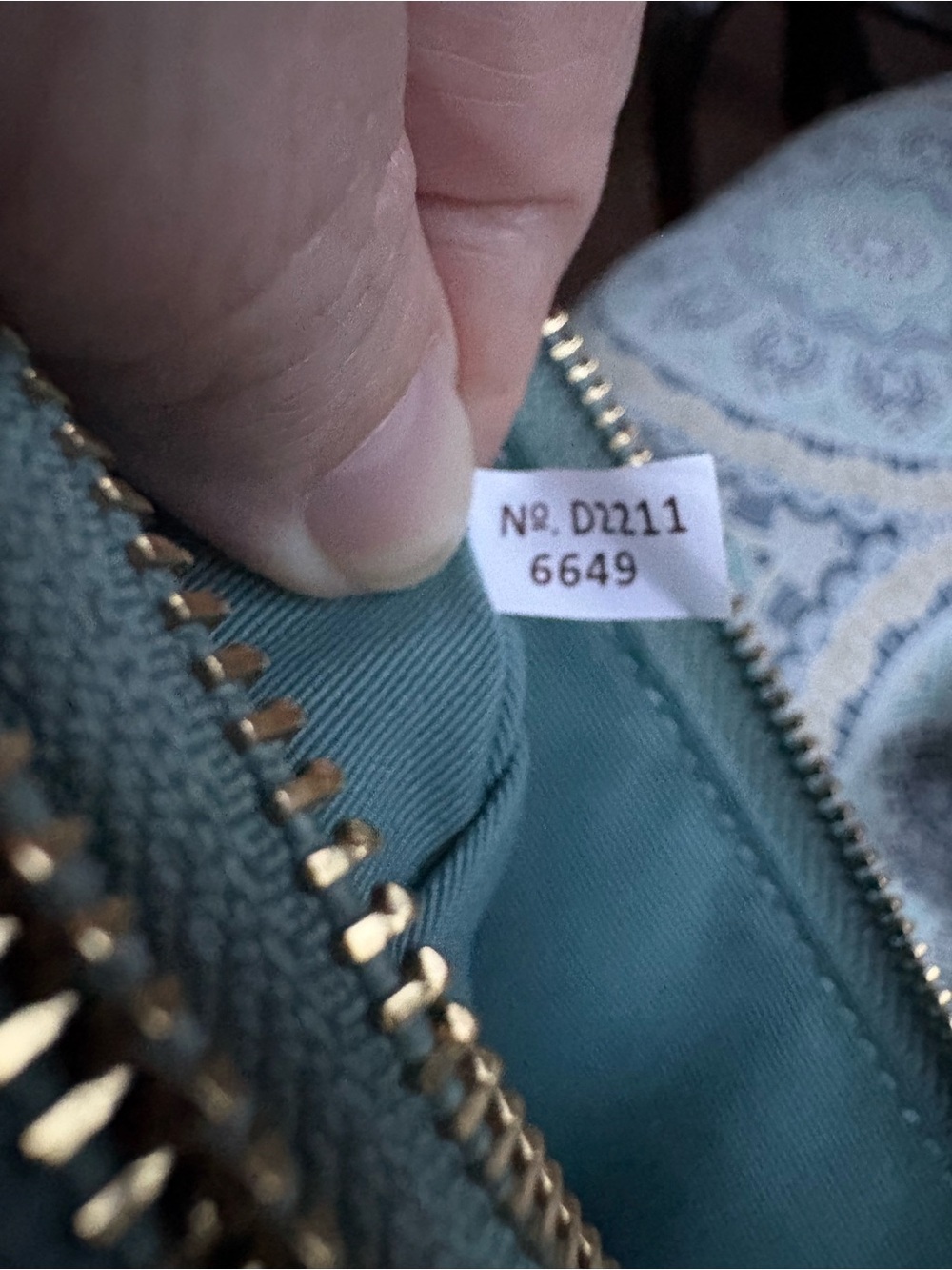 Coach Teal Pebbled Leather Double Zippered Wristlet EUC - Picture 4 of 10